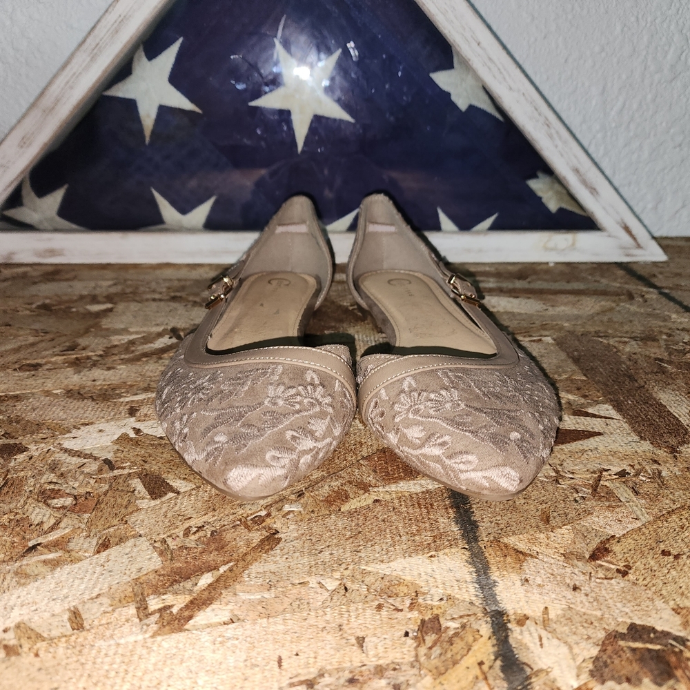 Elegant Lace Women Shoes